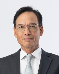 นายกรณ์ จาติกวณิช