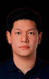 นายชลพฤกษ วงศ์อรุณนิยม