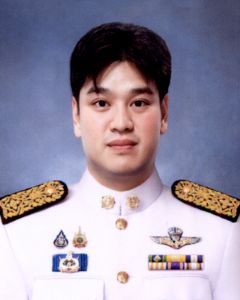 นายชลัฐ รัชกิจประการ