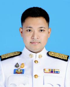 นายร่มธรรม ขำนุรักษ์