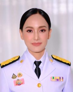 นางสาวศศิธร กิตติธรกุล