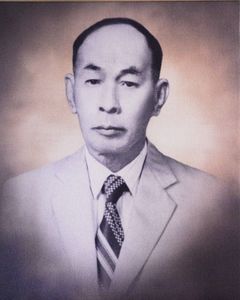 พระยา มโนปกรณนิติธาดา (ก้อน หุตะสิงห์)