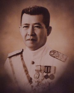 นาย ปรีดี พนมยงค์ (หลวงประดิษฐ์มนูธรรม)