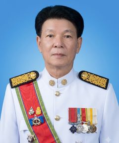 นายกฤษณุ เหลืองพิบูลกิจ