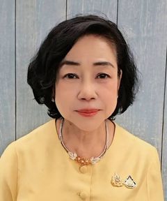 นางสาวนวลนิจ หงษ์วิวัฒน์