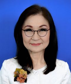 นางสาวนันทนา นันทวโรภาส