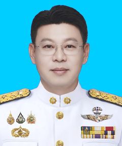 นายนิทัศน์ อารีย์วงศ์สกุล