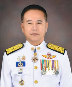 นายนิรุตติ สุทธินนท์