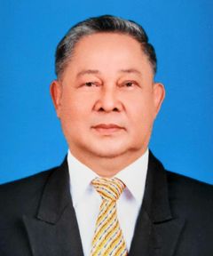นายประเทือง มนตรี