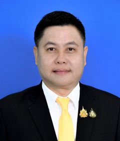 นายมังกร ศรีเจริญกูล