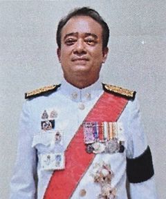 นายวิรัตน์ รักษ์พันธ์