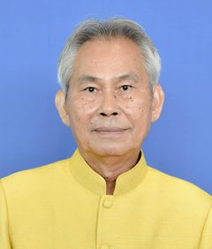 นายวิวัฒน์ รุ้งแก้ว