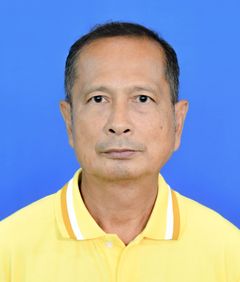 นายสมทบ ถีระพันธ์