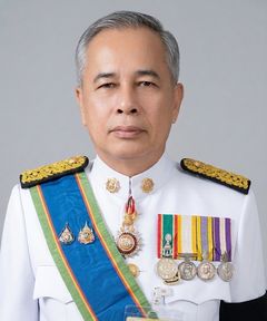 นายสมบูรณ์ หนูนวล