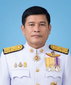นายสมพาน พละศักดิ์