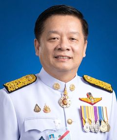 นายสหพันธ์ รุ่งโรจนพณิชย์