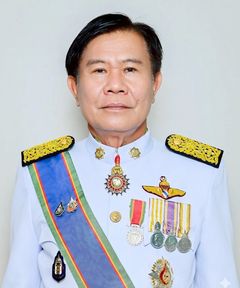 นายโสภณ ผาสุข