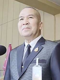 พลตำรวจโท รุทธพล เนาวรัตน์